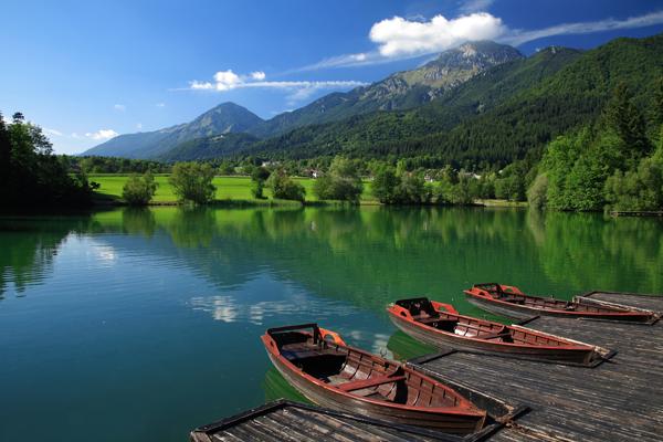 Jezero Črnava