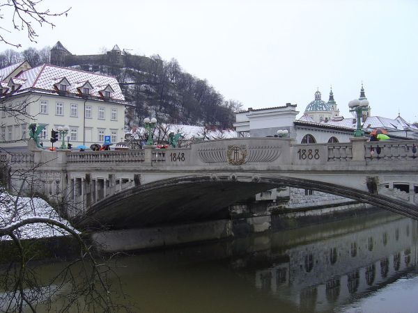 Zmajski most