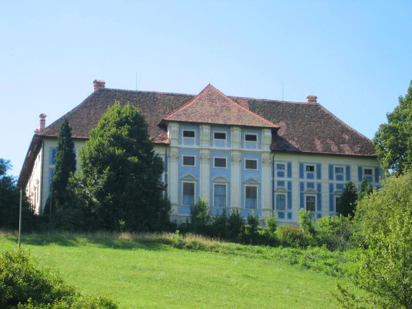 Dvorec Štatenberg